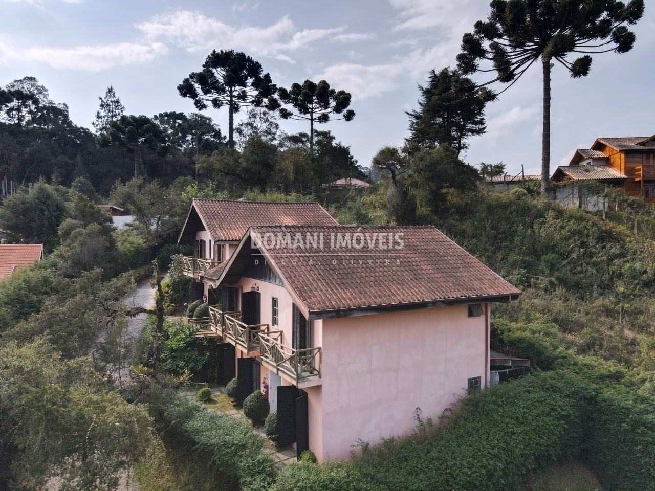 Lodging of 1,190 m² in Campos do Jordão, SP, Brazil