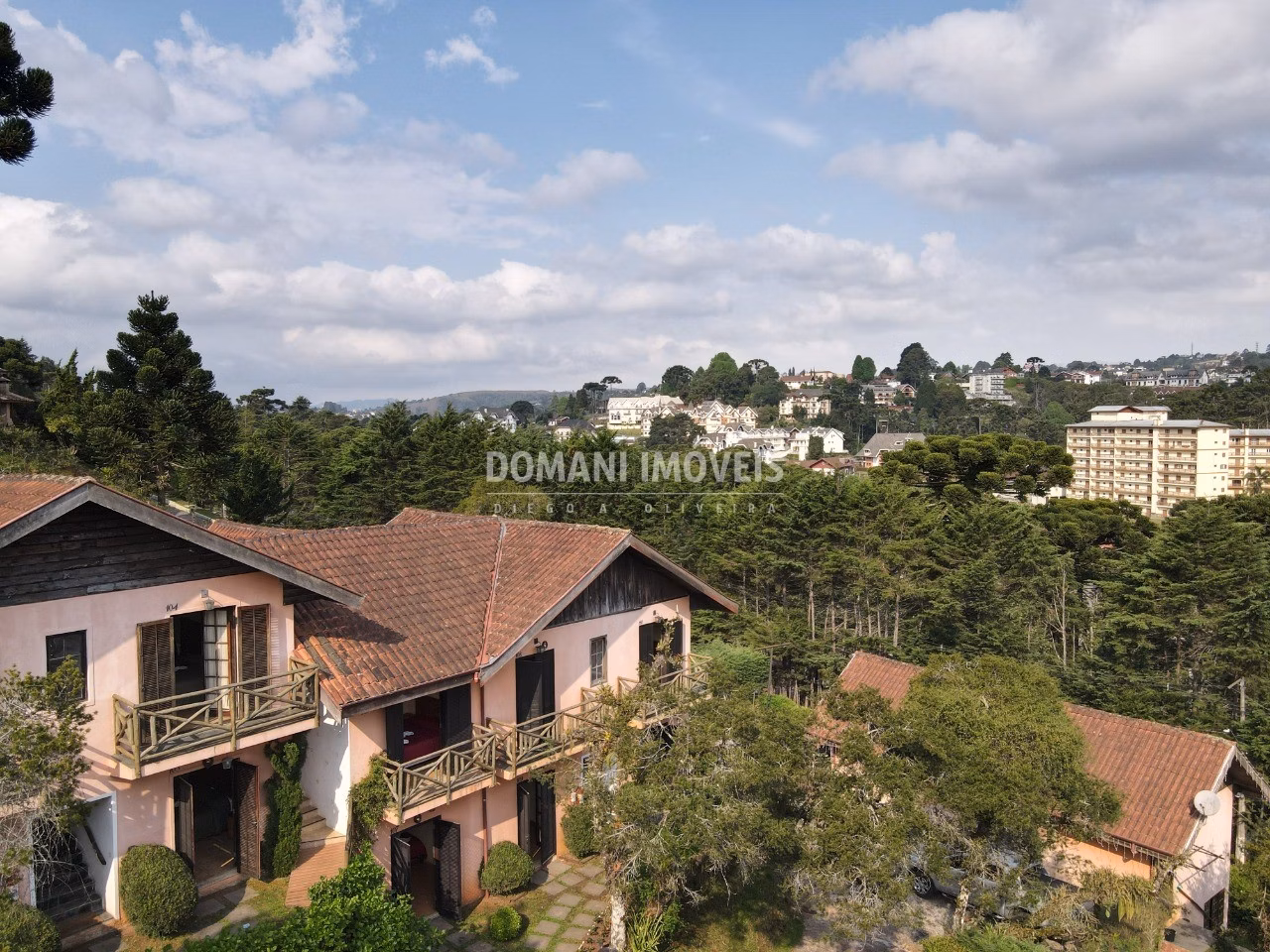 Lodging of 1,190 m² in Campos do Jordão, SP, Brazil
