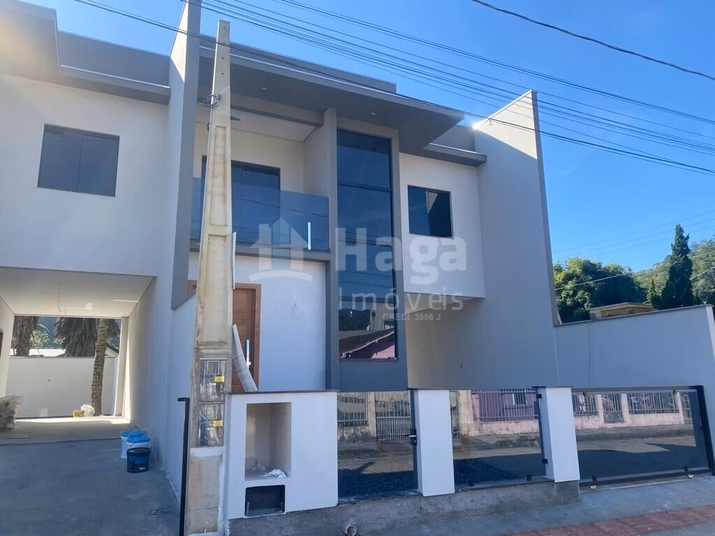 Casa de 130 m² em Brusque, SC