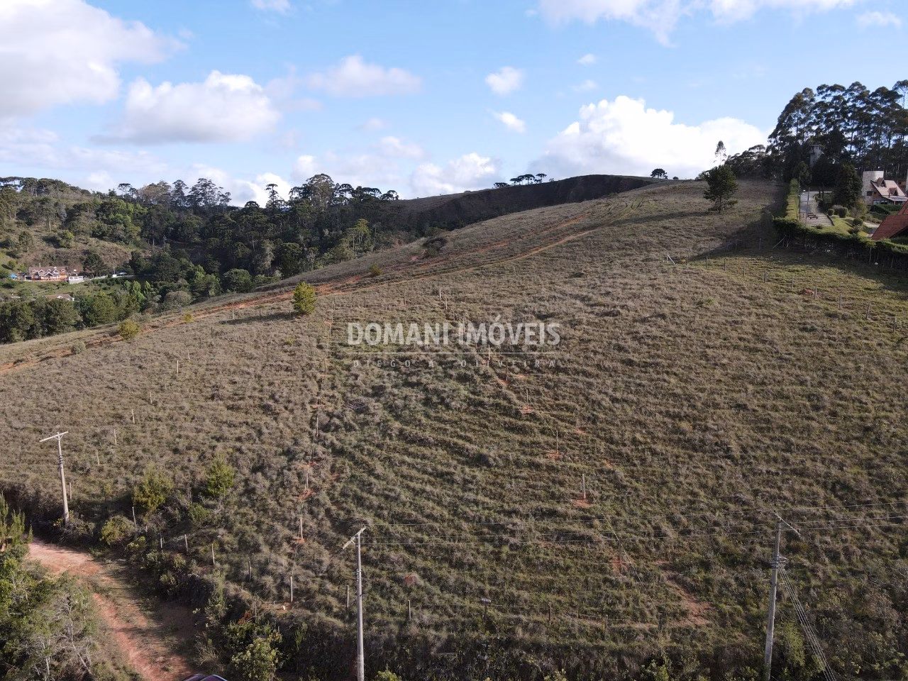 Terreno de 1.200 m² em Campos do Jordão, SP