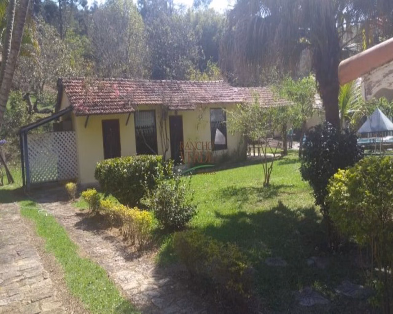 Sítio de 48 ha em Santa Branca, SP