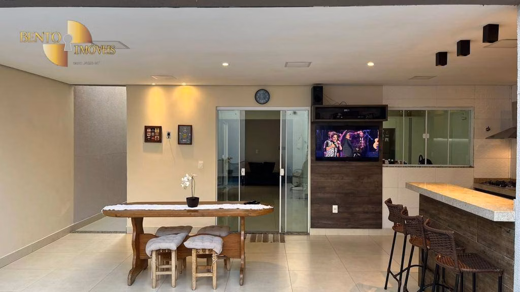 Casa de 255 m² em Cuiabá, MT