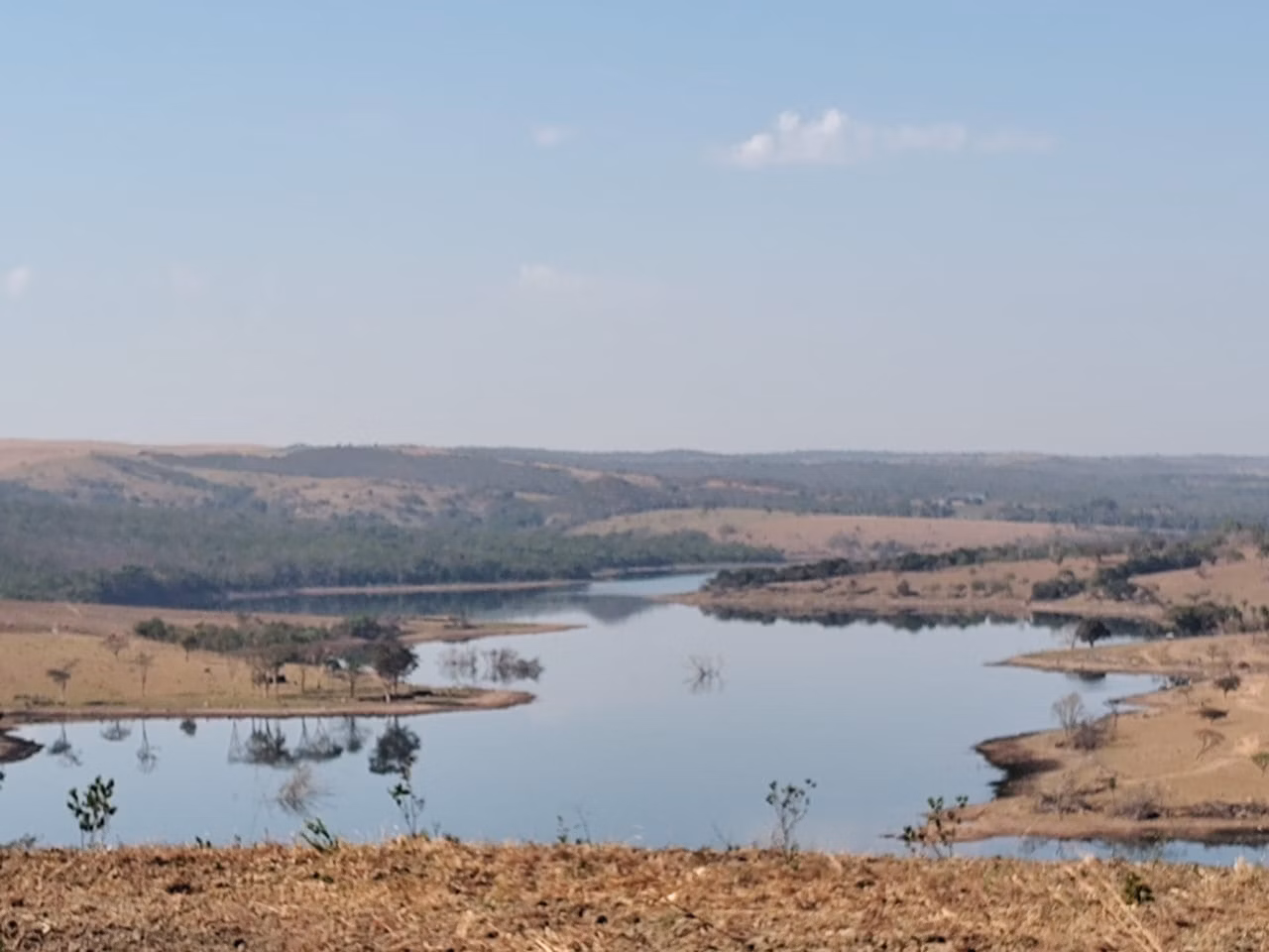 Fazenda de 100 ha em Luziânia, GO