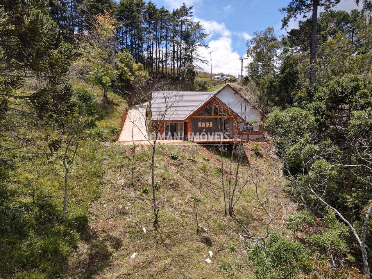 Casa de 1.270 m² em Campos do Jordão, SP