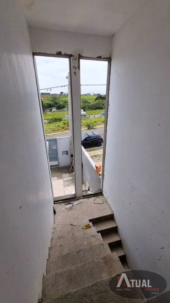 Casa de 190 m² em Atibaia, SP