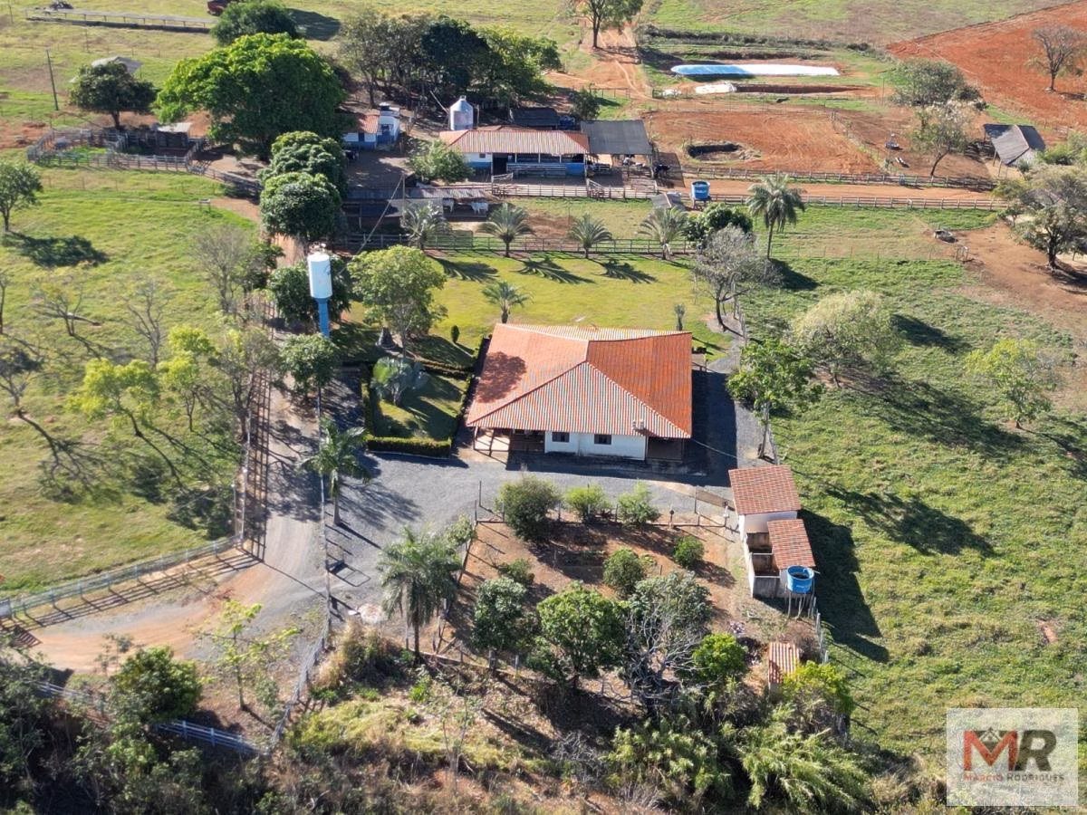 Sítio de 20 ha em Abaeté, MG