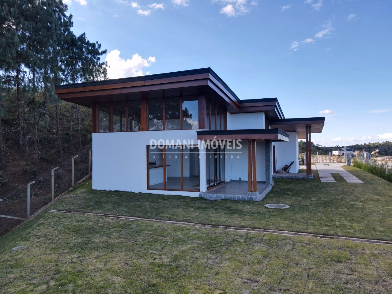 Casa de 1.040 m² em Campos do Jordão, SP