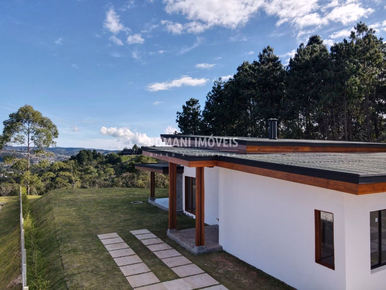 House of 1,040 m² in Campos do Jordão, SP, Brazil