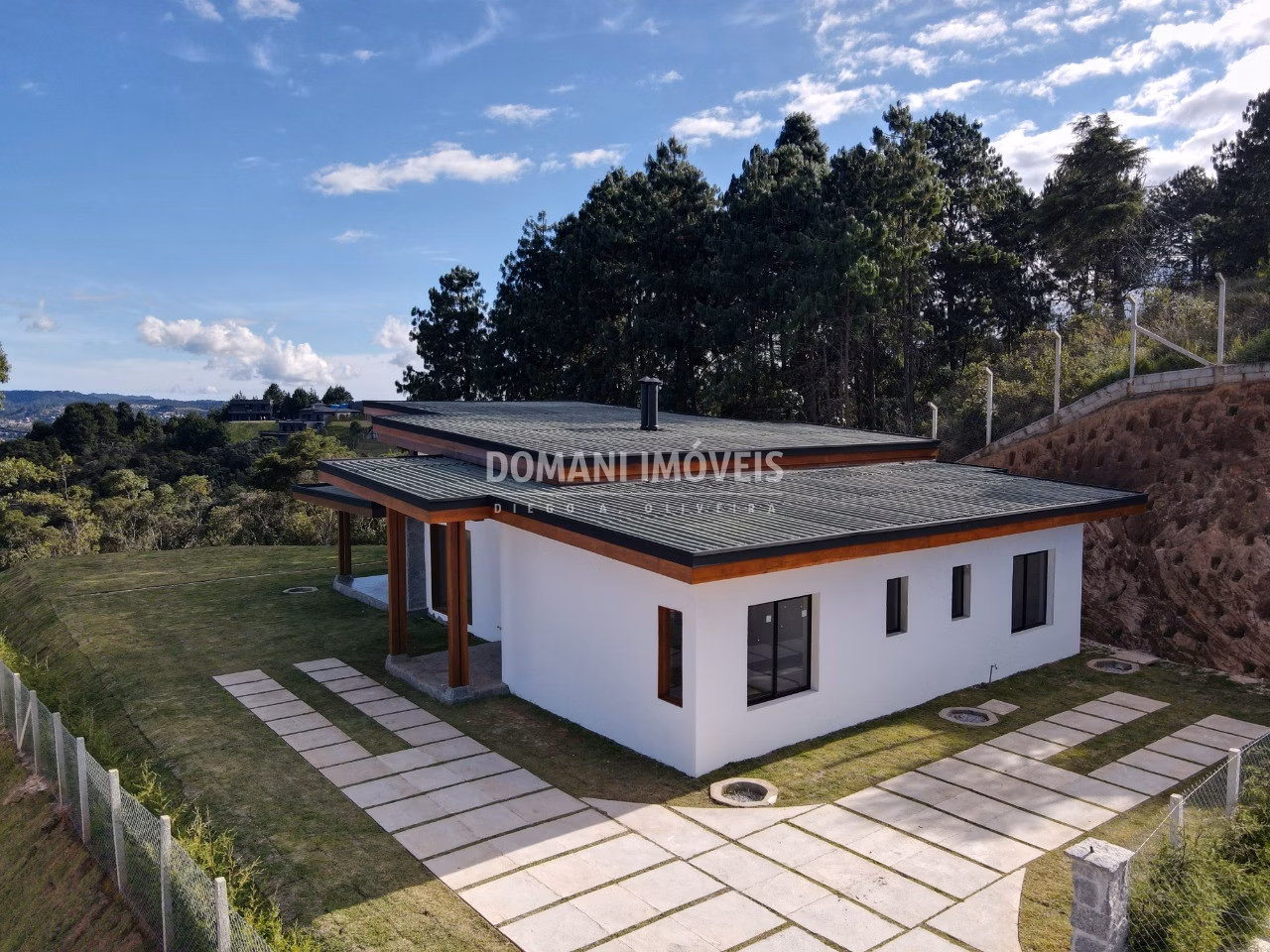 Casa de 1.040 m² em Campos do Jordão, SP
