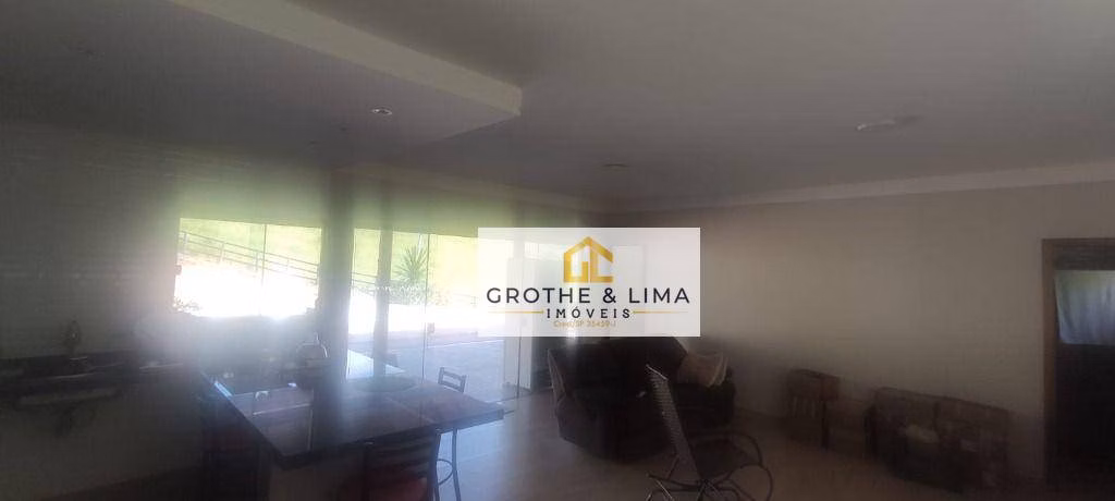 Chácara de 3.000 m² em Jambeiro, SP
