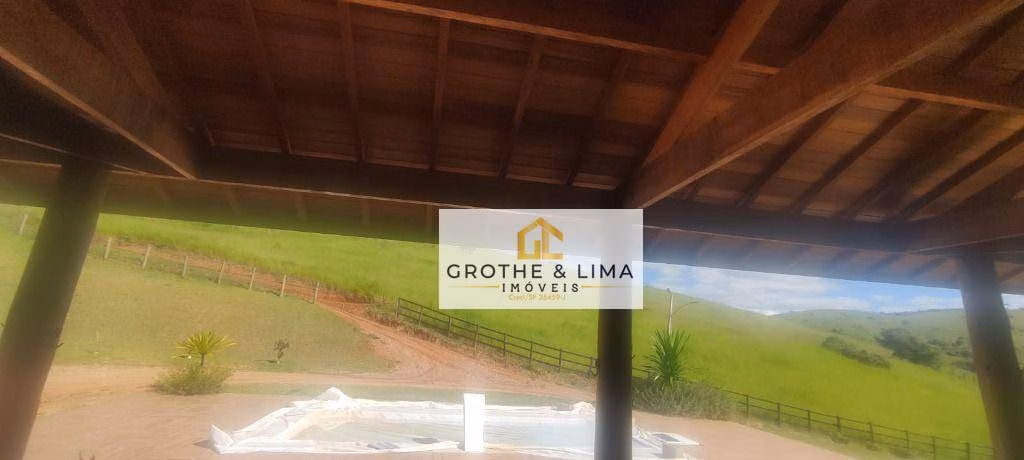 Chácara de 3.000 m² em Jambeiro, SP