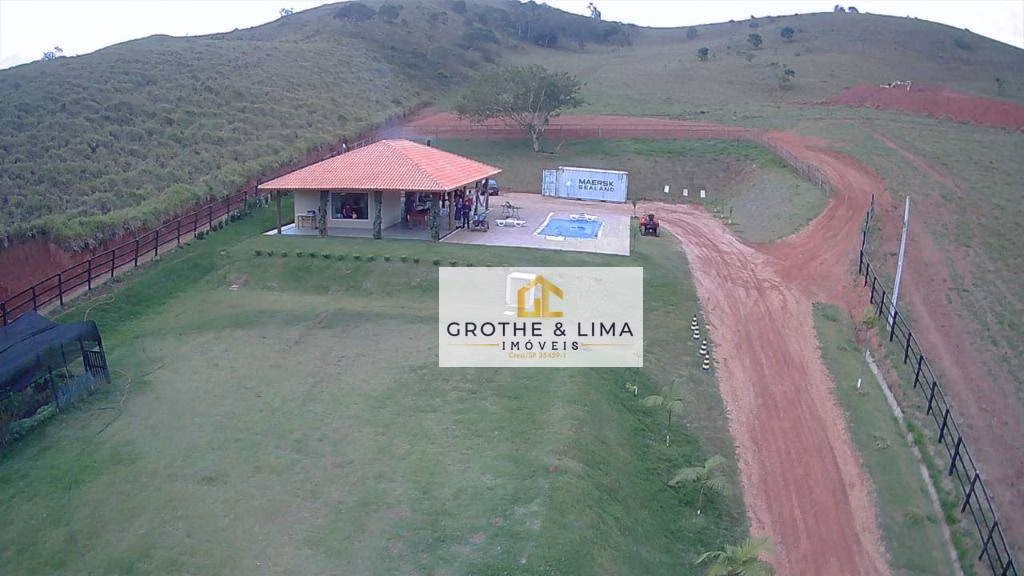 Chácara de 3.000 m² em Jambeiro, SP