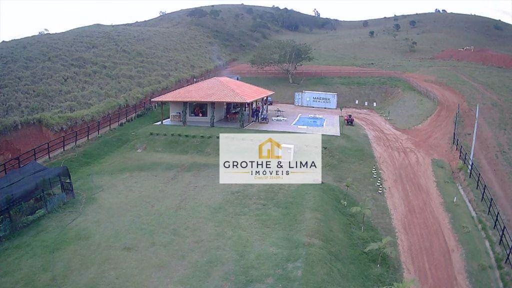 Chácara de 3.000 m² em Jambeiro, SP