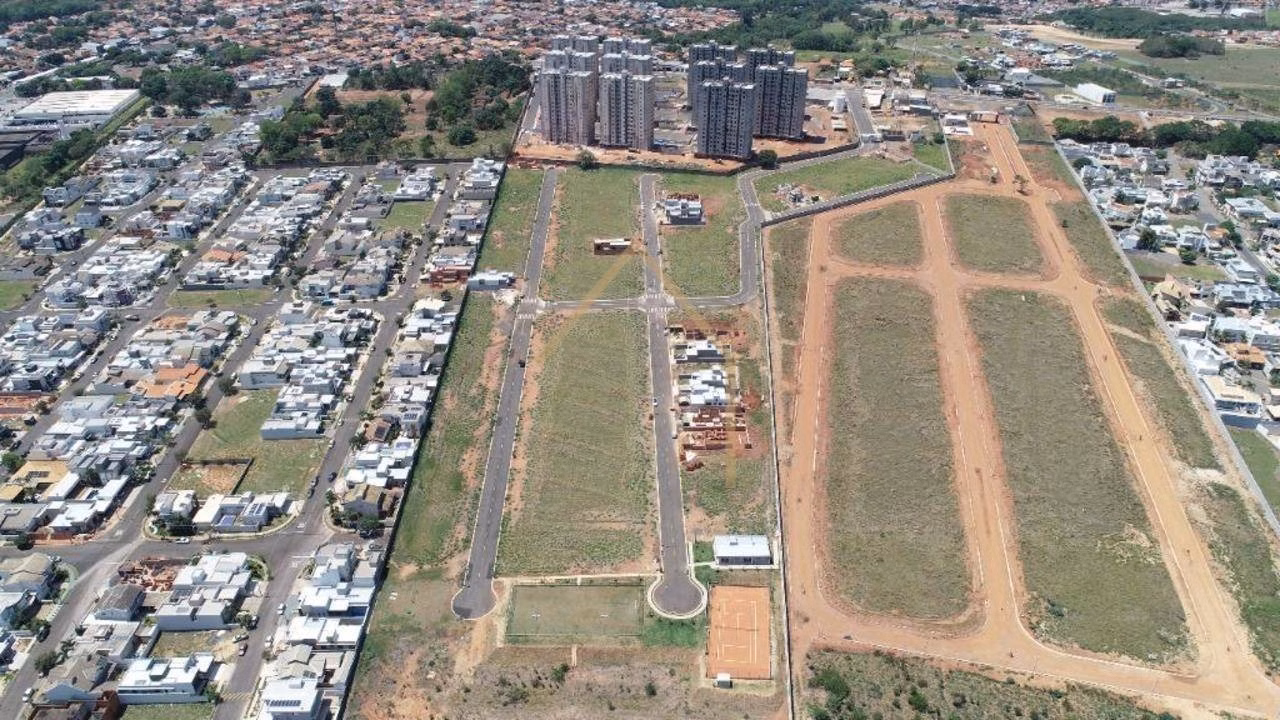 Terreno de 300 m² em Nova Odessa, SP