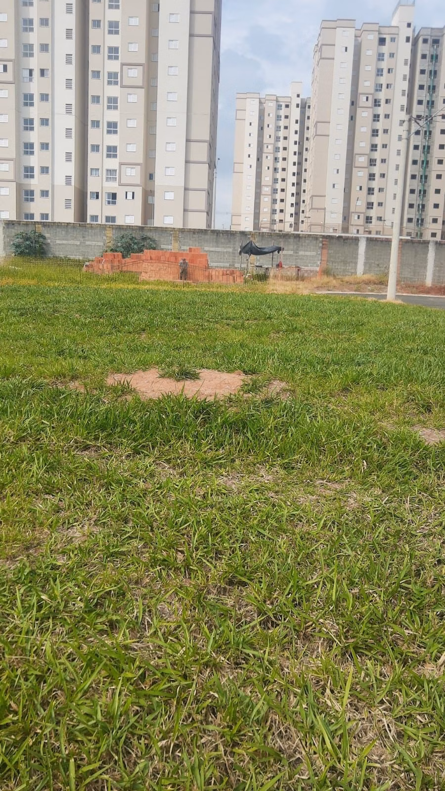 Terreno de 300 m² em Nova Odessa, SP