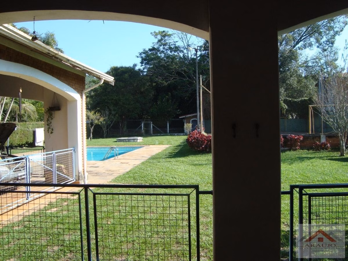 Chácara de 2.480 m² em Monte Alegre do Sul, SP