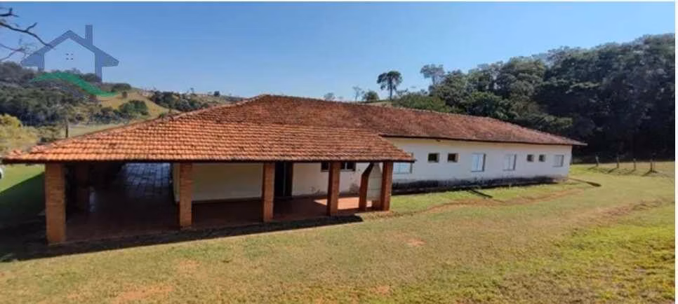 Имение на продажу 20 ha в Piracaia, SP