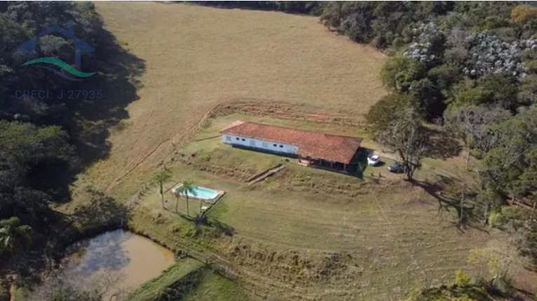 Имение на продажу 20 ha в Piracaia, SP