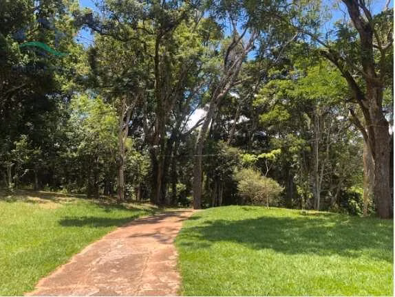 Имение на продажу 20 ha в Piracaia, SP