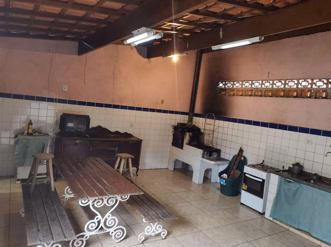 Chácara de 2.600 m² em Jambeiro, SP