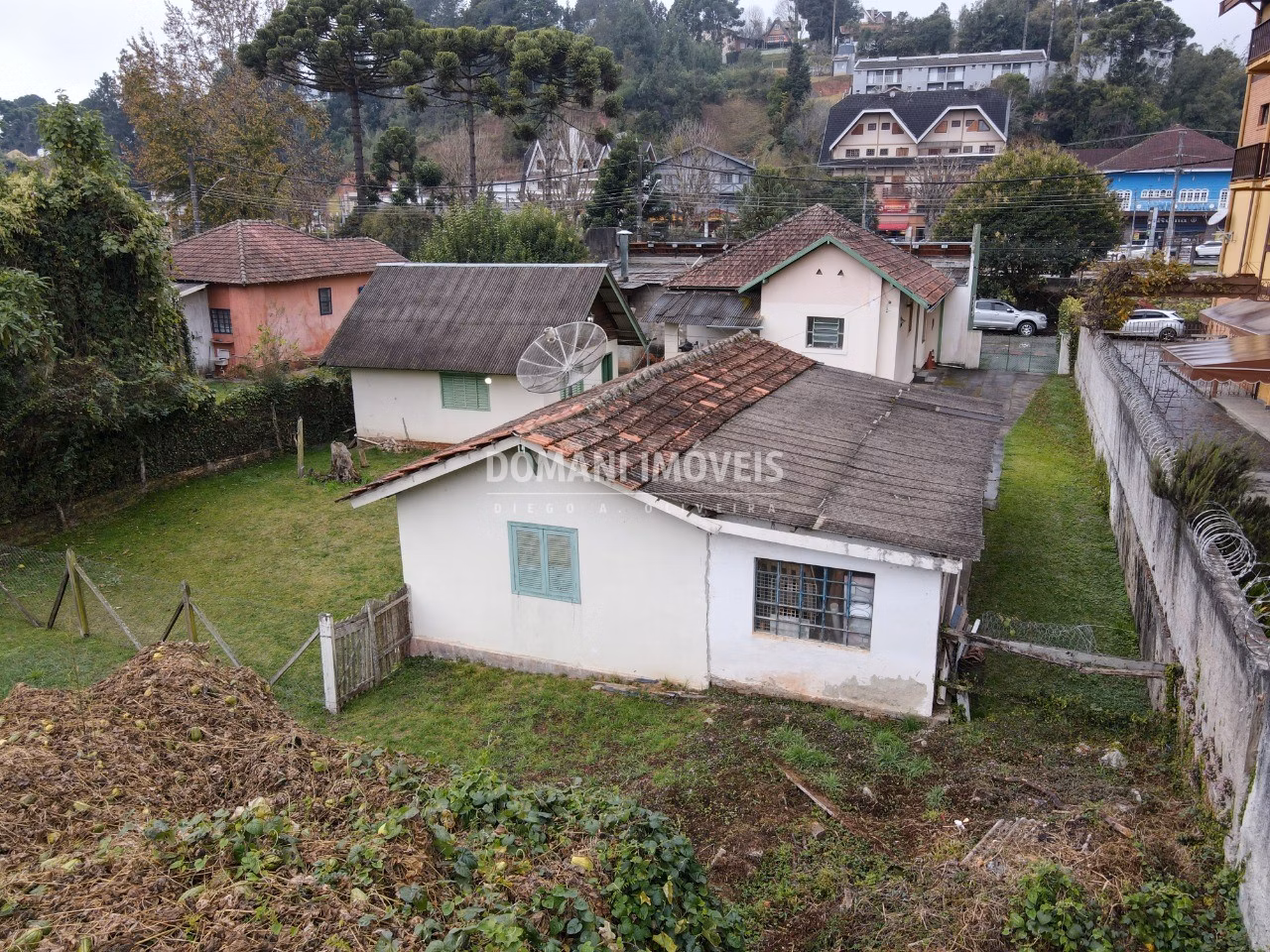Comercial de 1.115 m² em Campos do Jordão, SP