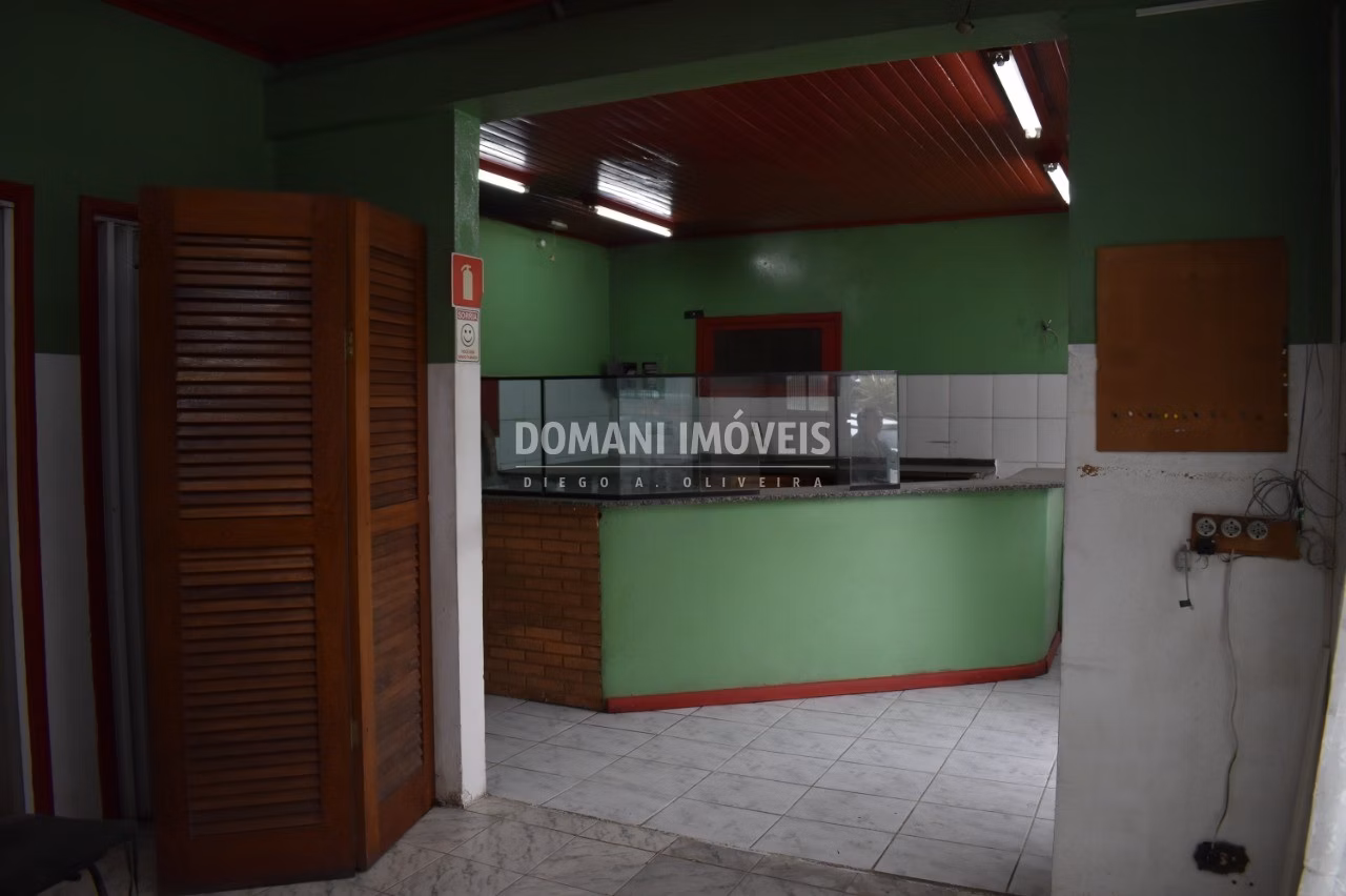 Comercial de 1.115 m² em Campos do Jordão, SP