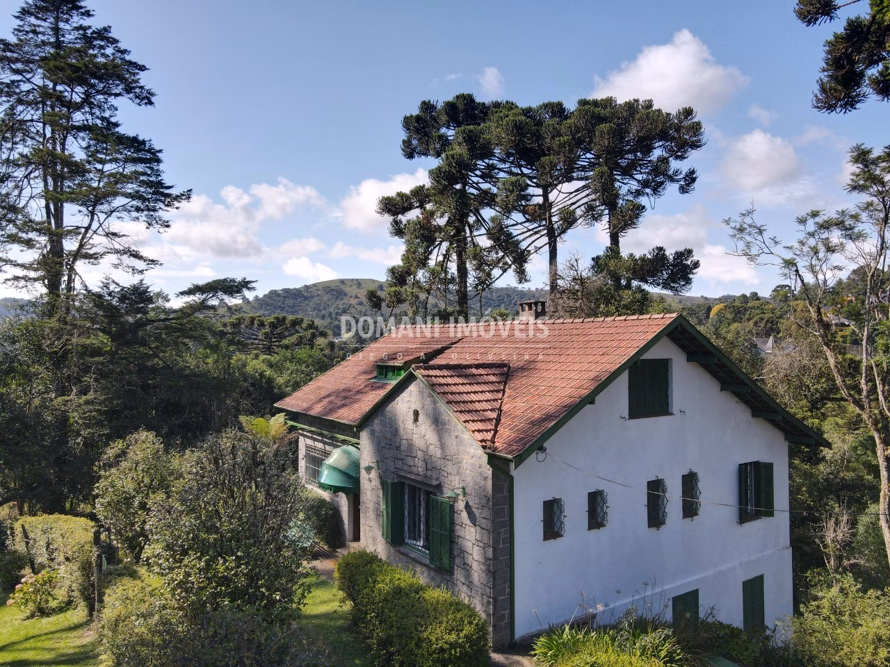House of 2,080 m² in Campos do Jordão, SP, Brazil