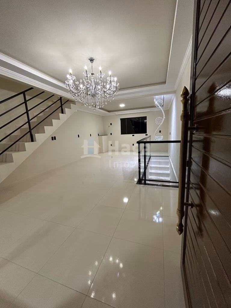 Casa de 110 m² em Brusque, SC
