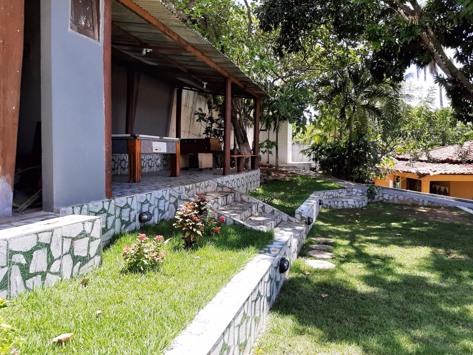 Chácara de 2.500 m² em Camaçari, BA
