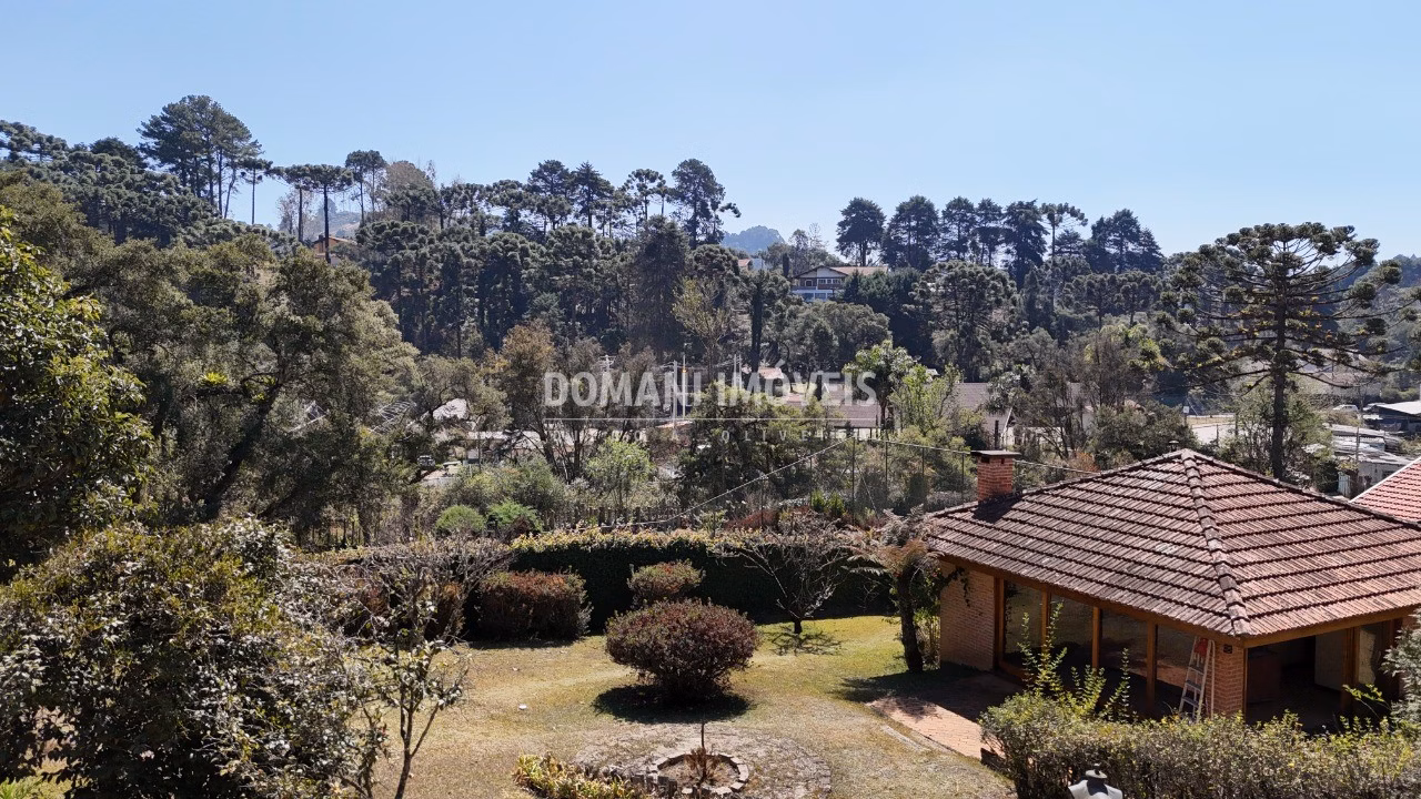 Casa de 5,130 m² em Campos do Jordão, SP