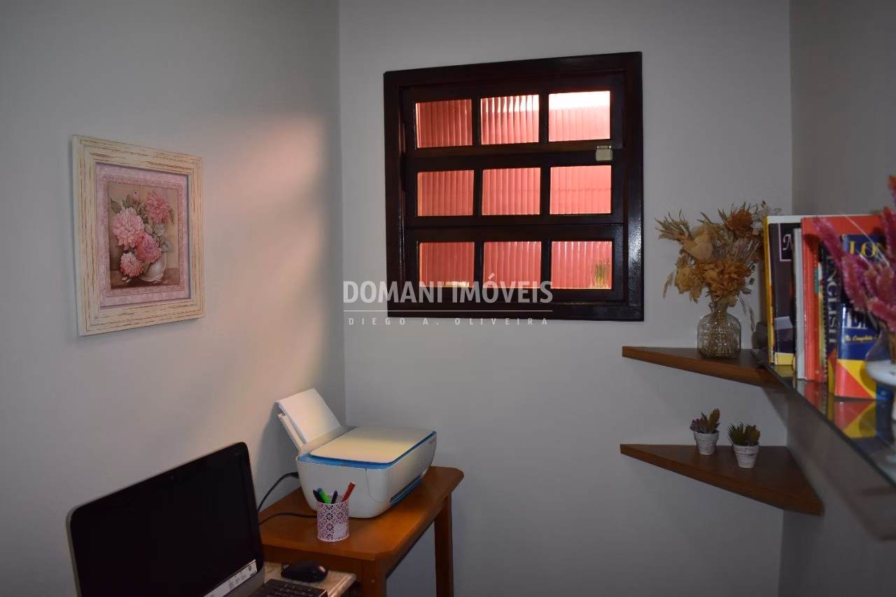 Casa de 252 m² em Campos do Jordão, SP