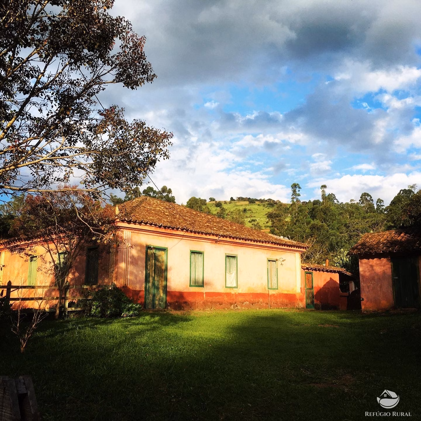 Sítio de 4 ha em Munhoz, MG