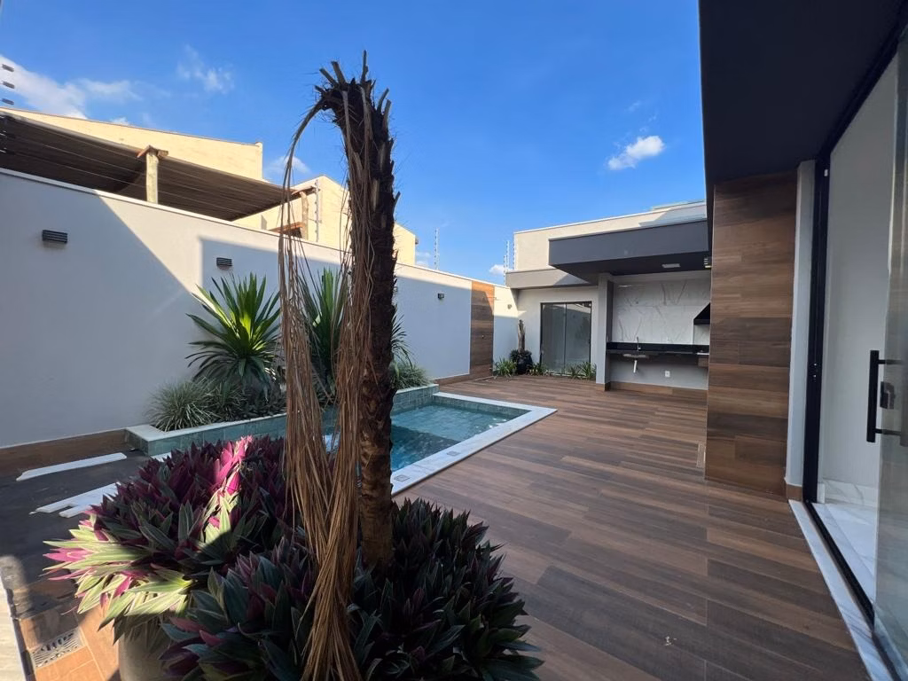 Casa de 250 m² em Santa Bárbara d'Oeste, SP