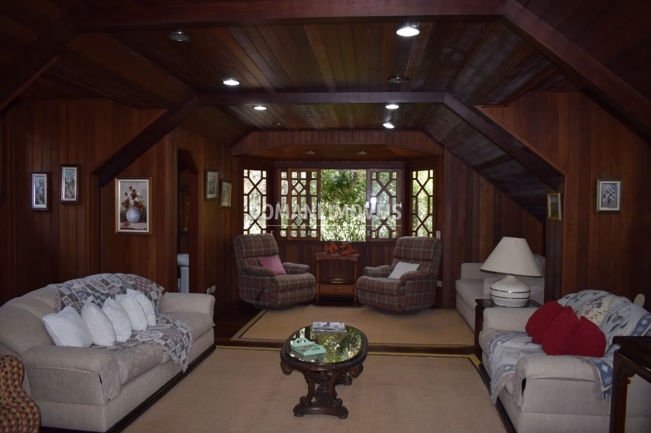 House of 2,070 m² in Campos do Jordão, SP, Brazil