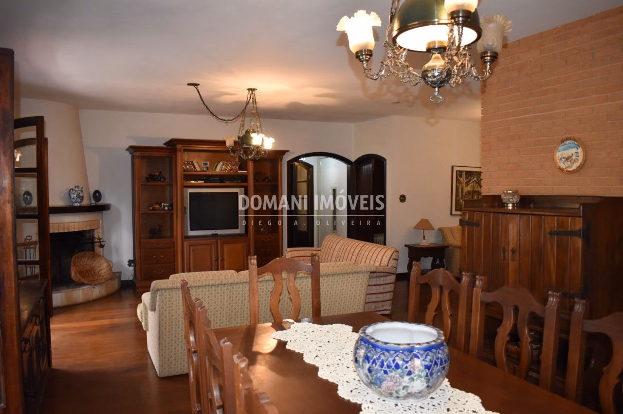 House of 2,070 m² in Campos do Jordão, SP, Brazil