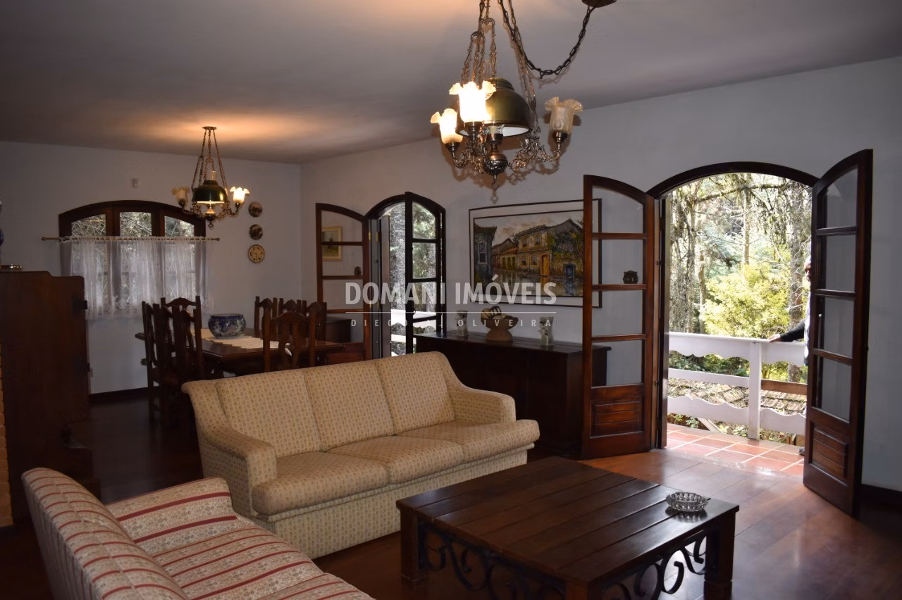 House of 2,070 m² in Campos do Jordão, SP, Brazil