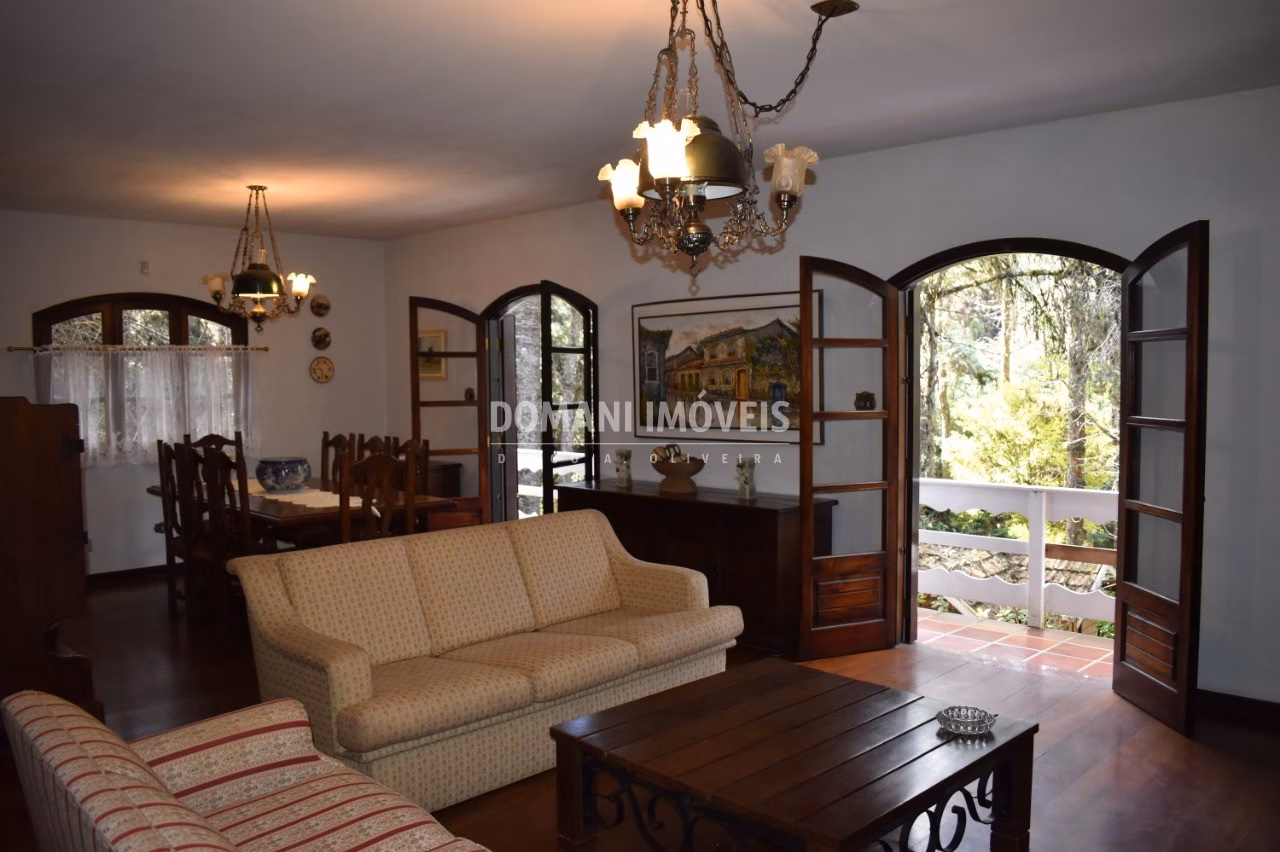 House of 2,070 m² in Campos do Jordão, SP, Brazil