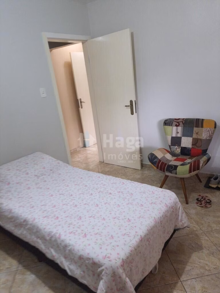 Casa de 360 m² em Guabiruba, SC
