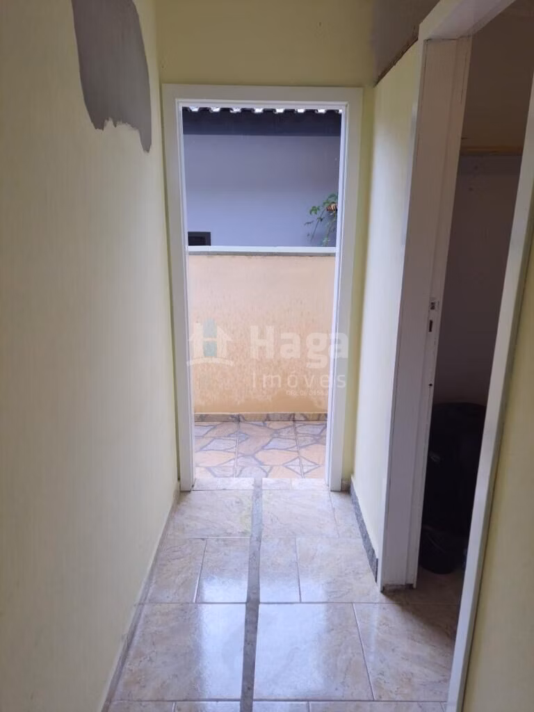 Casa de 360 m² em Guabiruba, SC