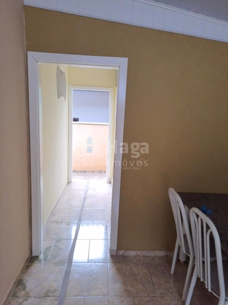 Casa de 360 m² em Guabiruba, SC