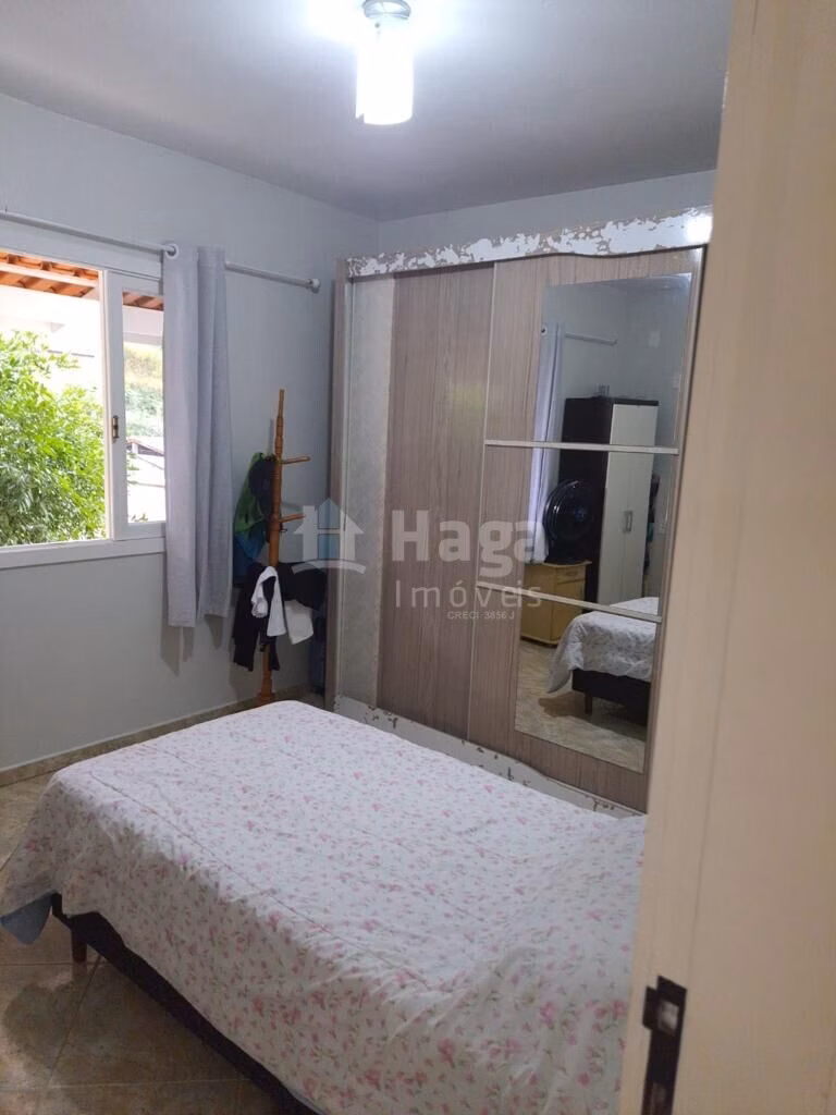 Casa de 360 m² em Guabiruba, SC