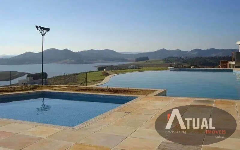 Terreno de 1.000 m² em Piracaia, SP