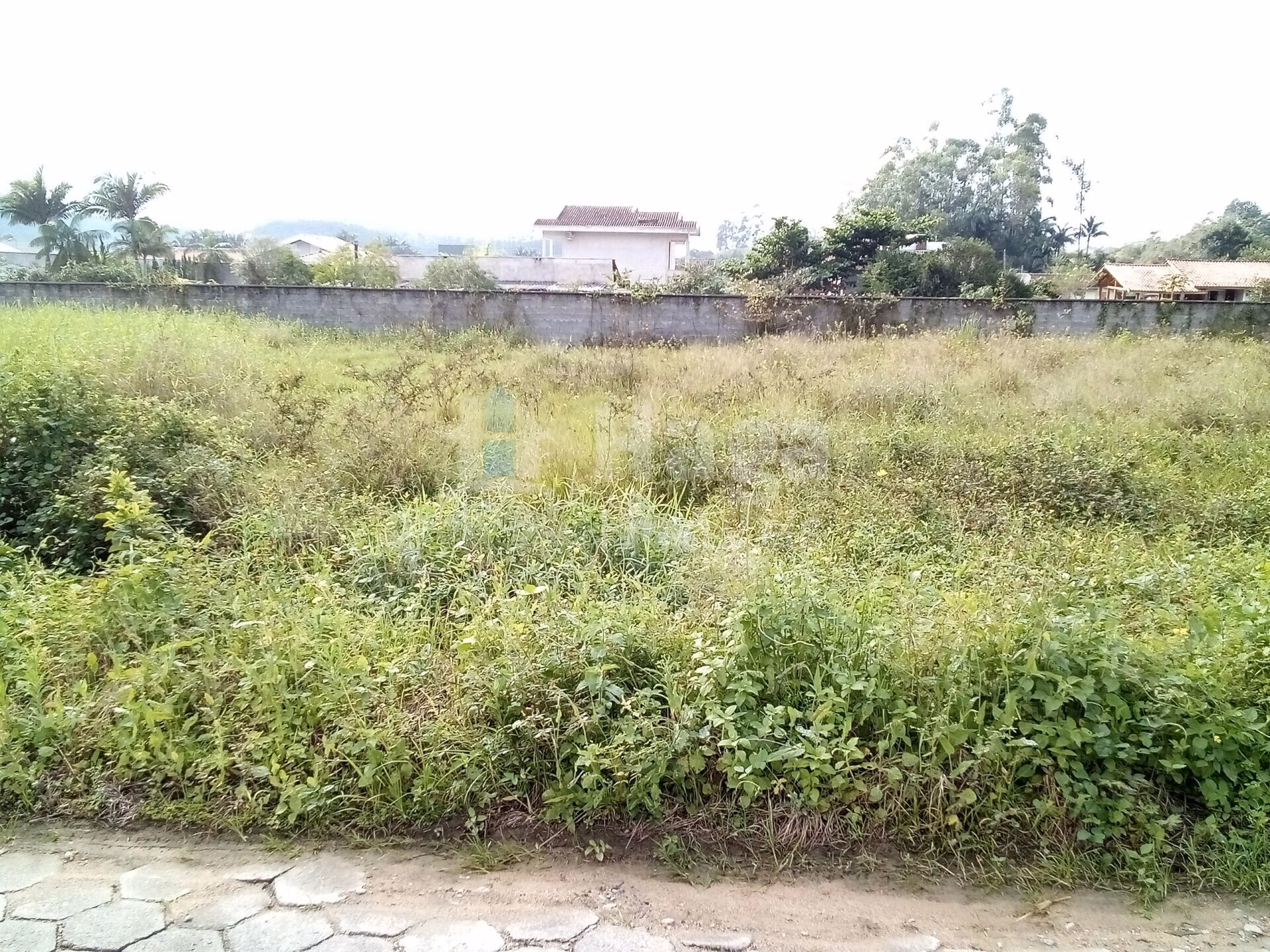 Terreno de 1.395 m² em Guabiruba, SC