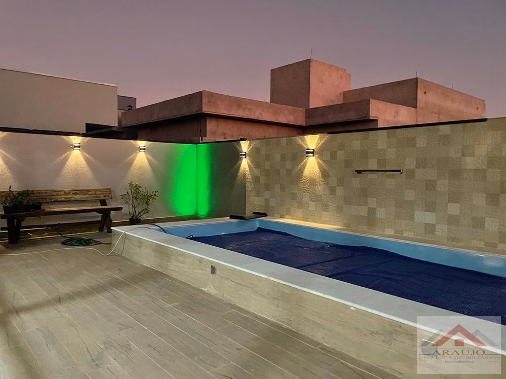 Casa de 300 m² em Paulínia, SP