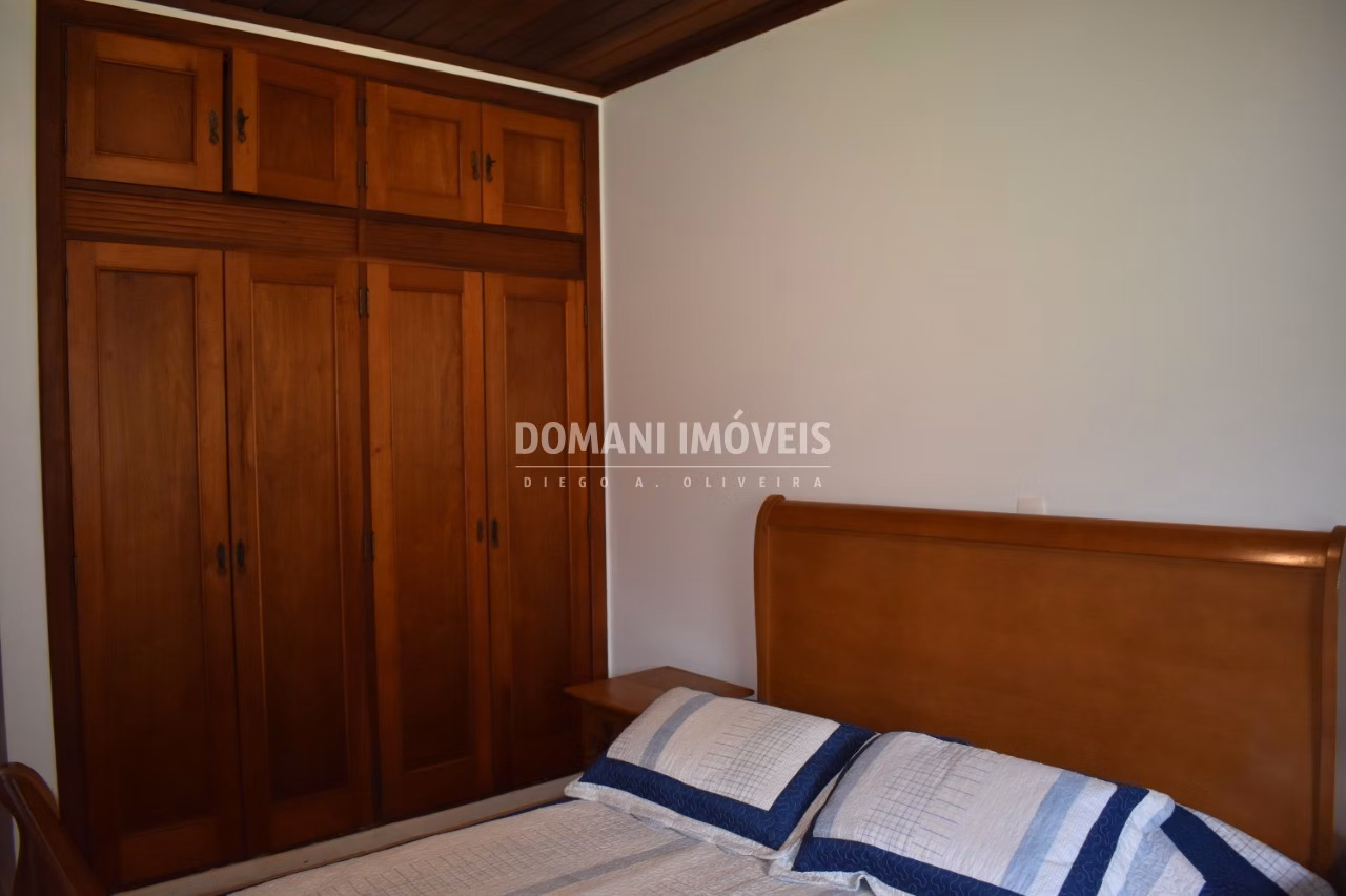 Casa de 2.220 m² em Campos do Jordão, SP