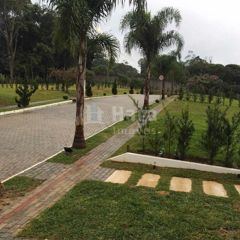 Terreno de 840 m² em Brusque, SC
