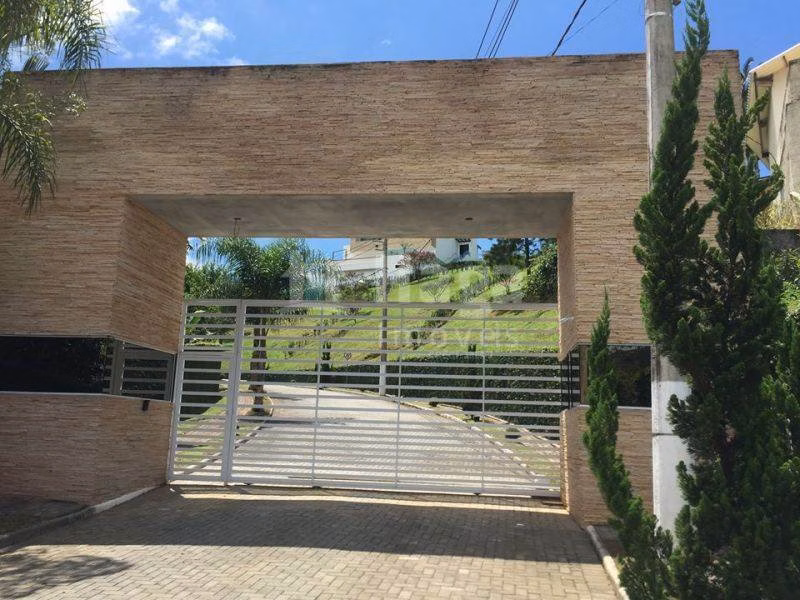 Terreno de 840 m² em Brusque, SC
