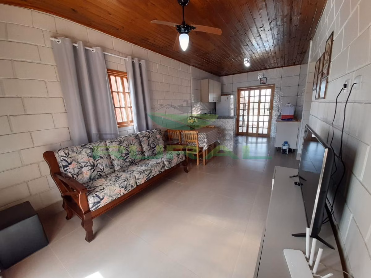 Chácara de 215 m² em Mairinque, SP