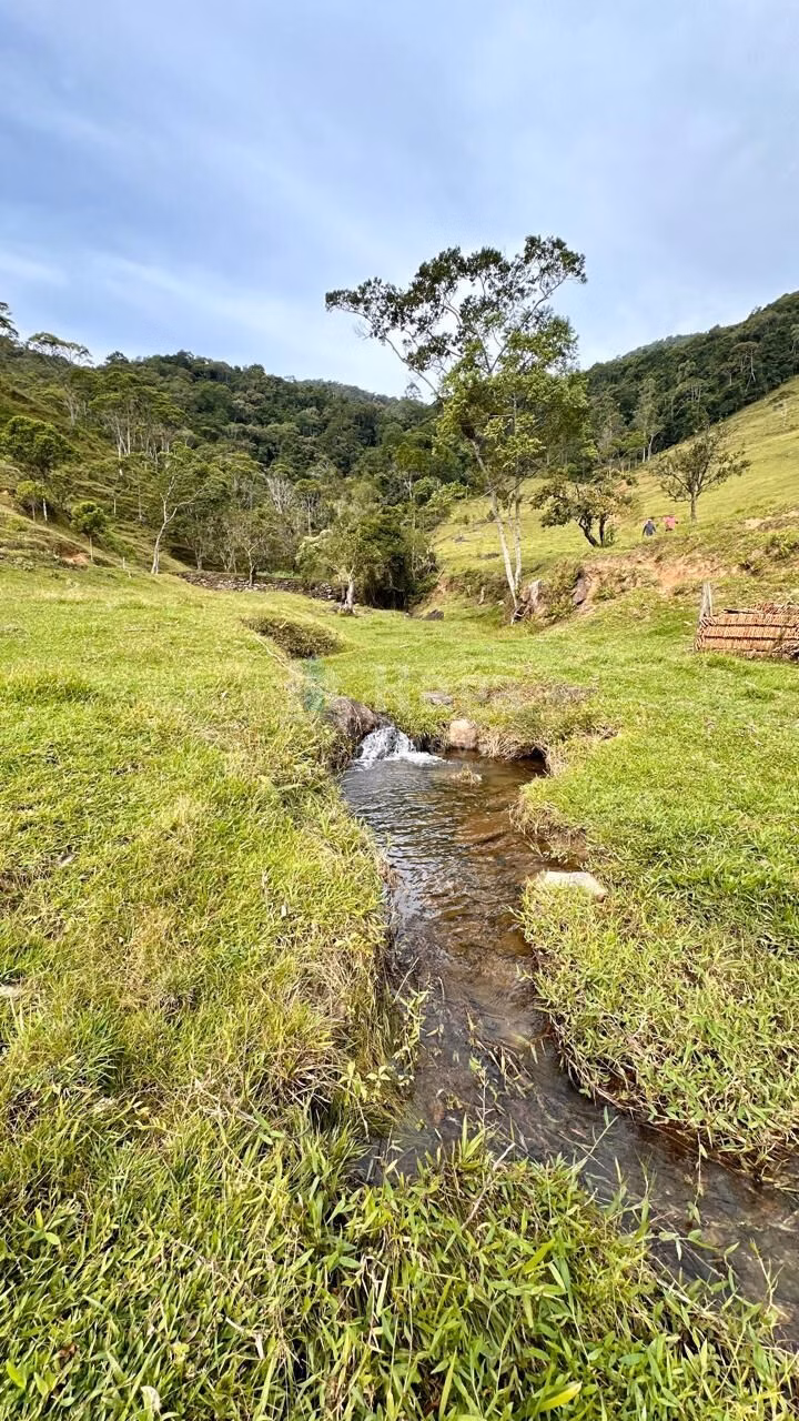 Fazenda de 30 ha em Nova Trento, SC