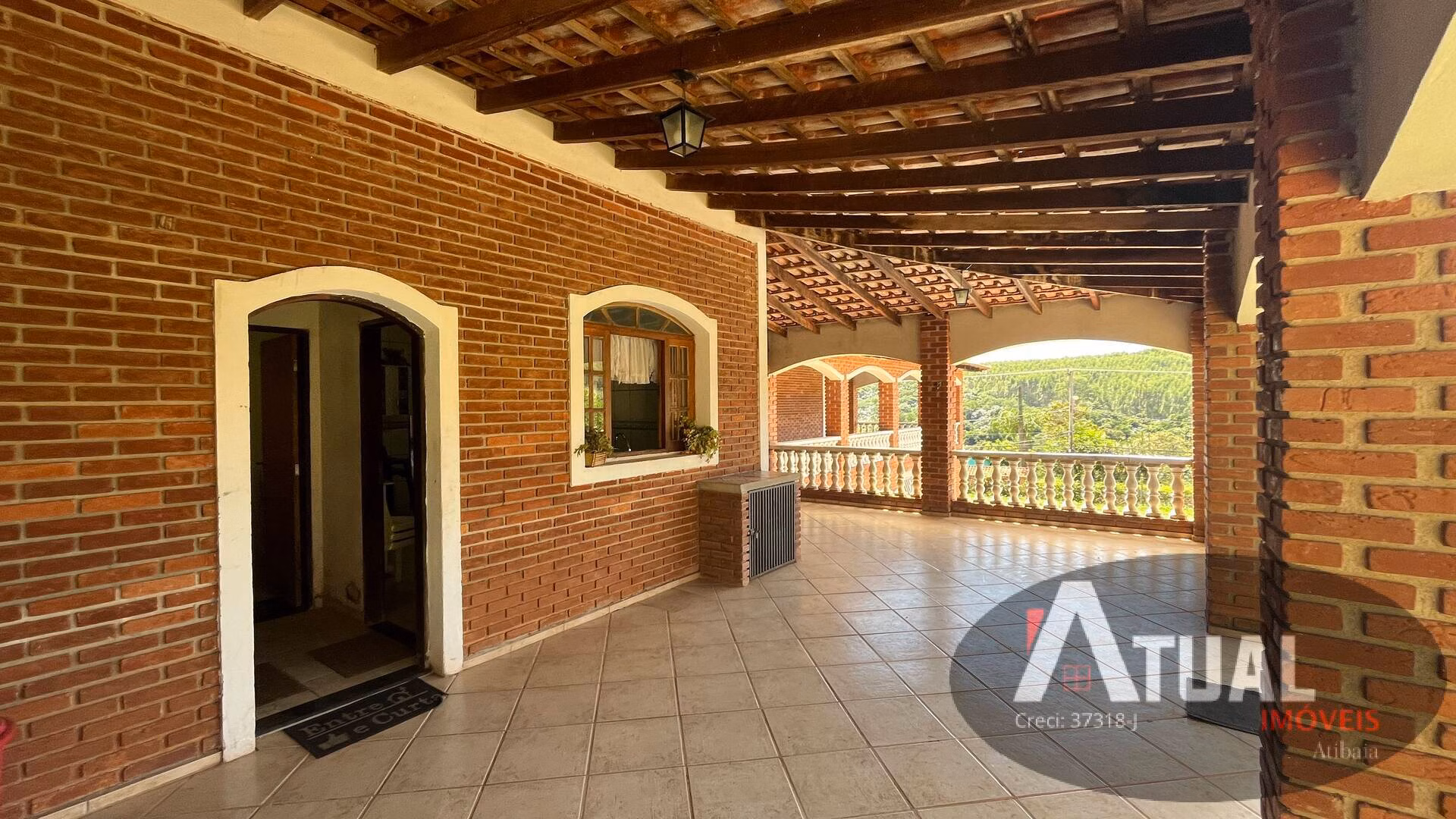 Casa de 1.368 m² em Atibaia, SP